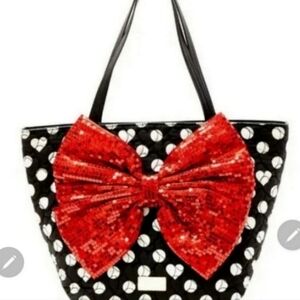 🍂🍁RARE Htf Betsey johnson polka dot huge sequin bow bag